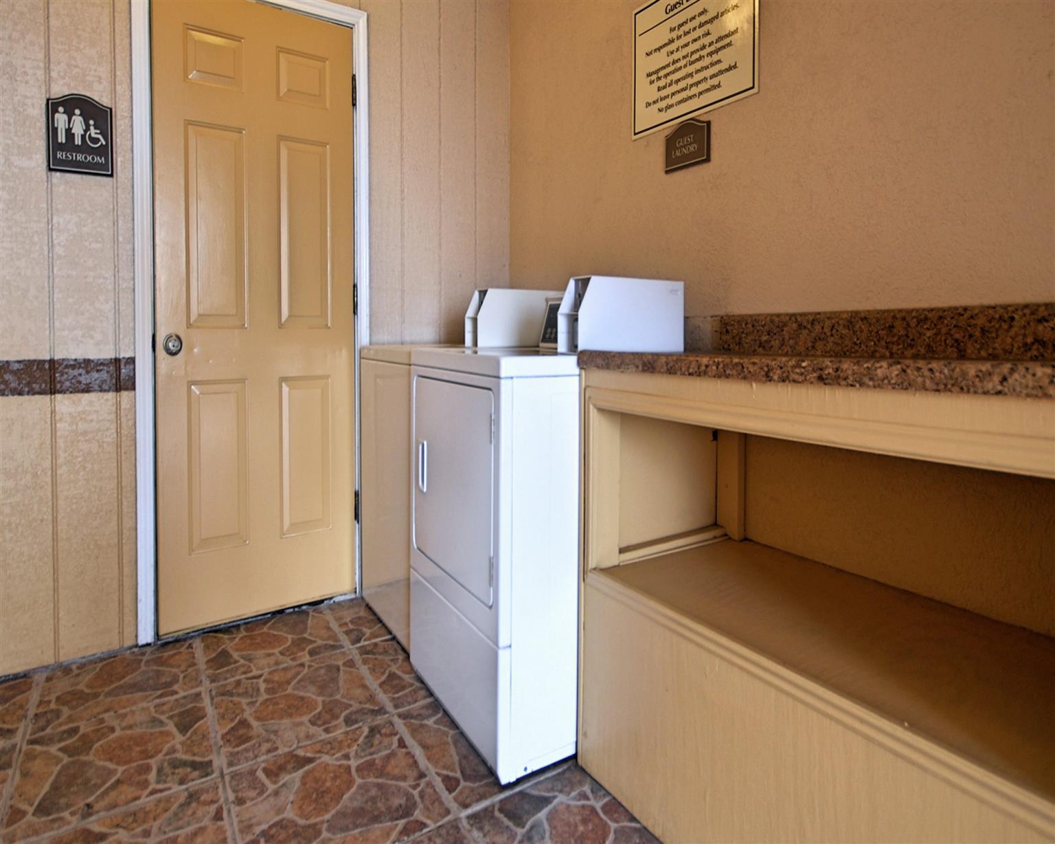 Americas Best Value Inn קינגסוויל מראה חיצוני תמונה